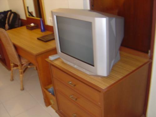 b8.jpg